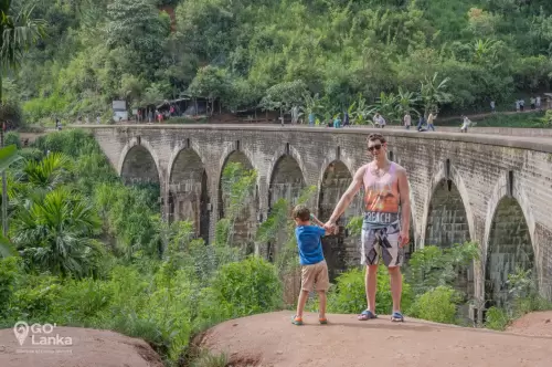 GO Lanka-gallery-Ella-9arch bridge-01